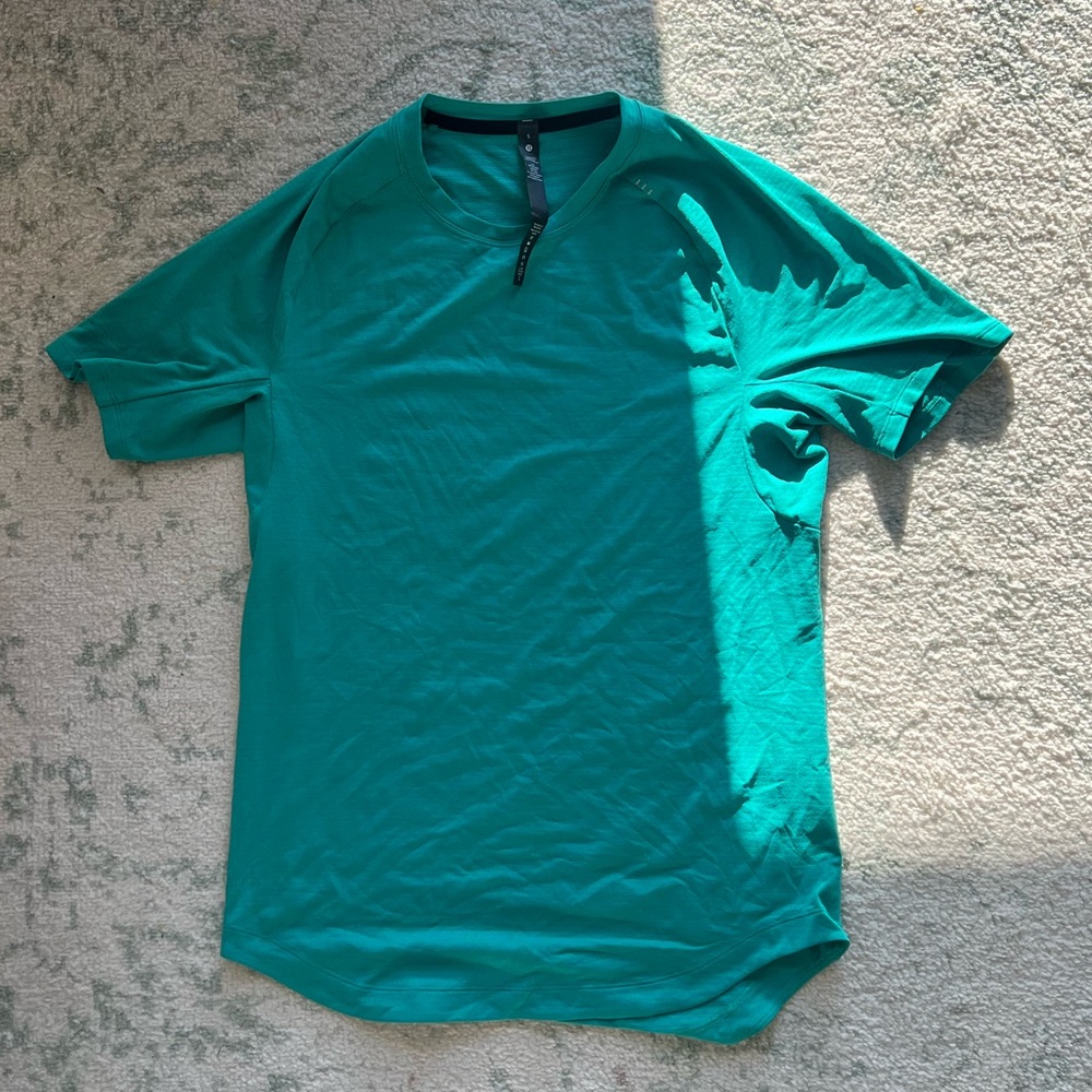 NWT Drysense Lululemon Top